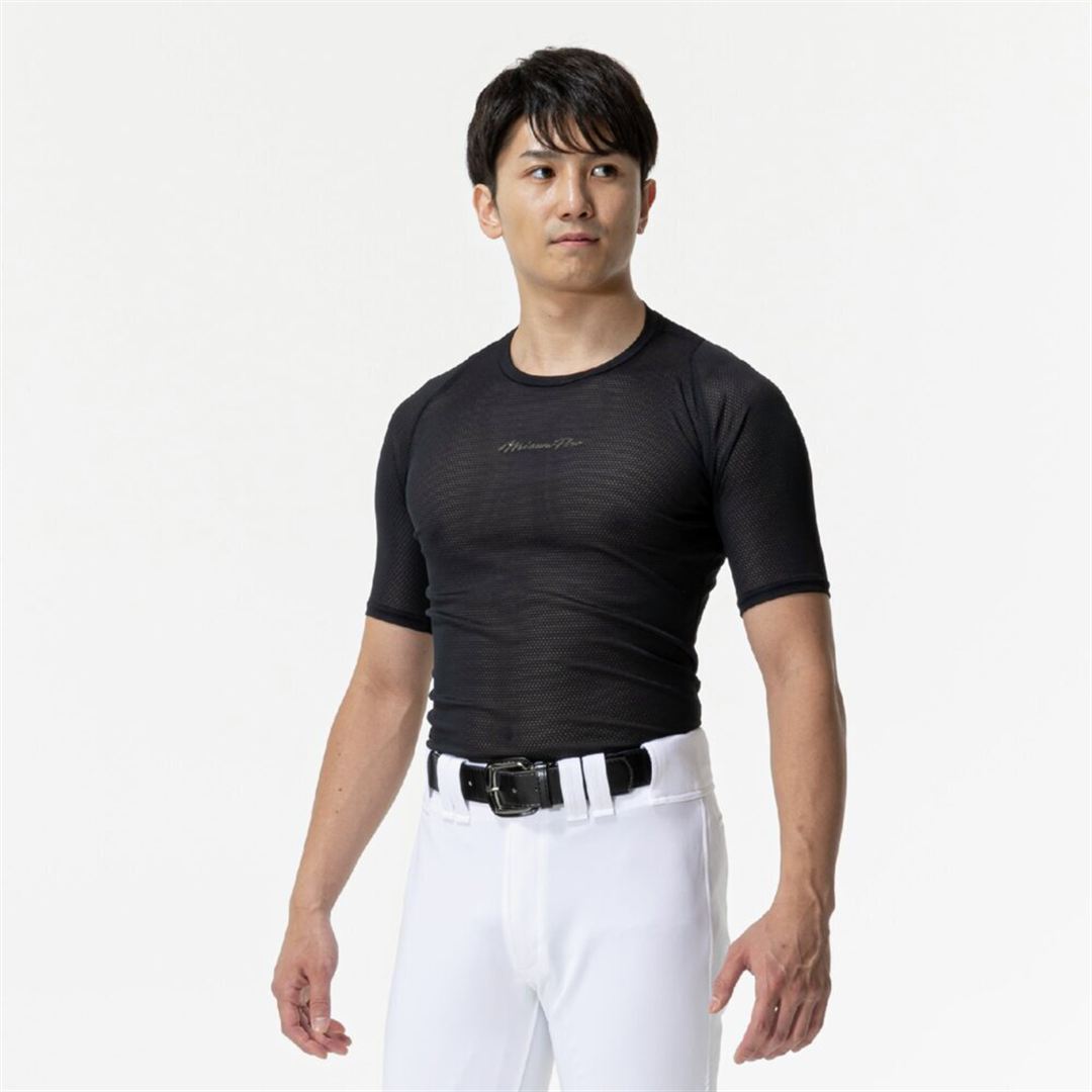 ブラック
