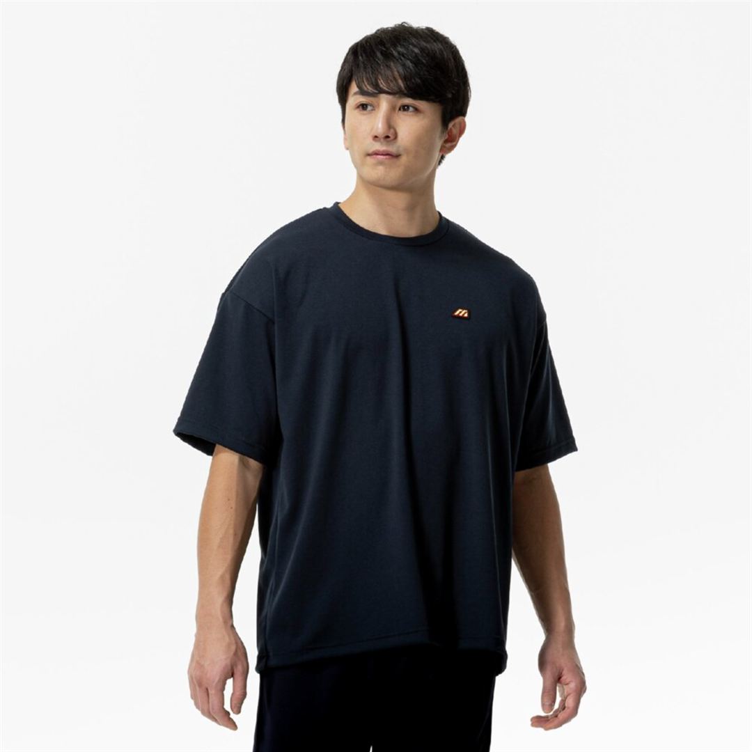 ネイビー