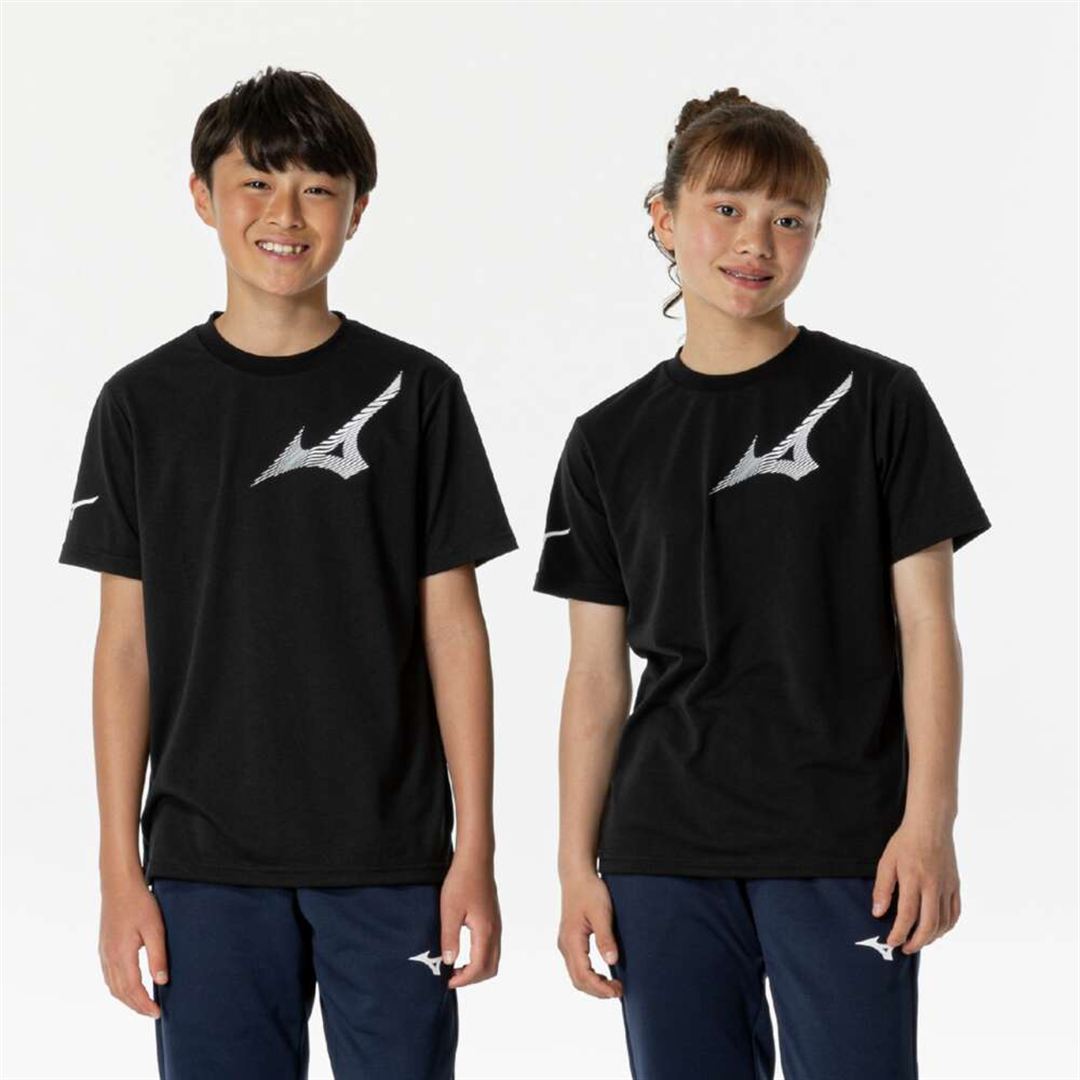 ブラック