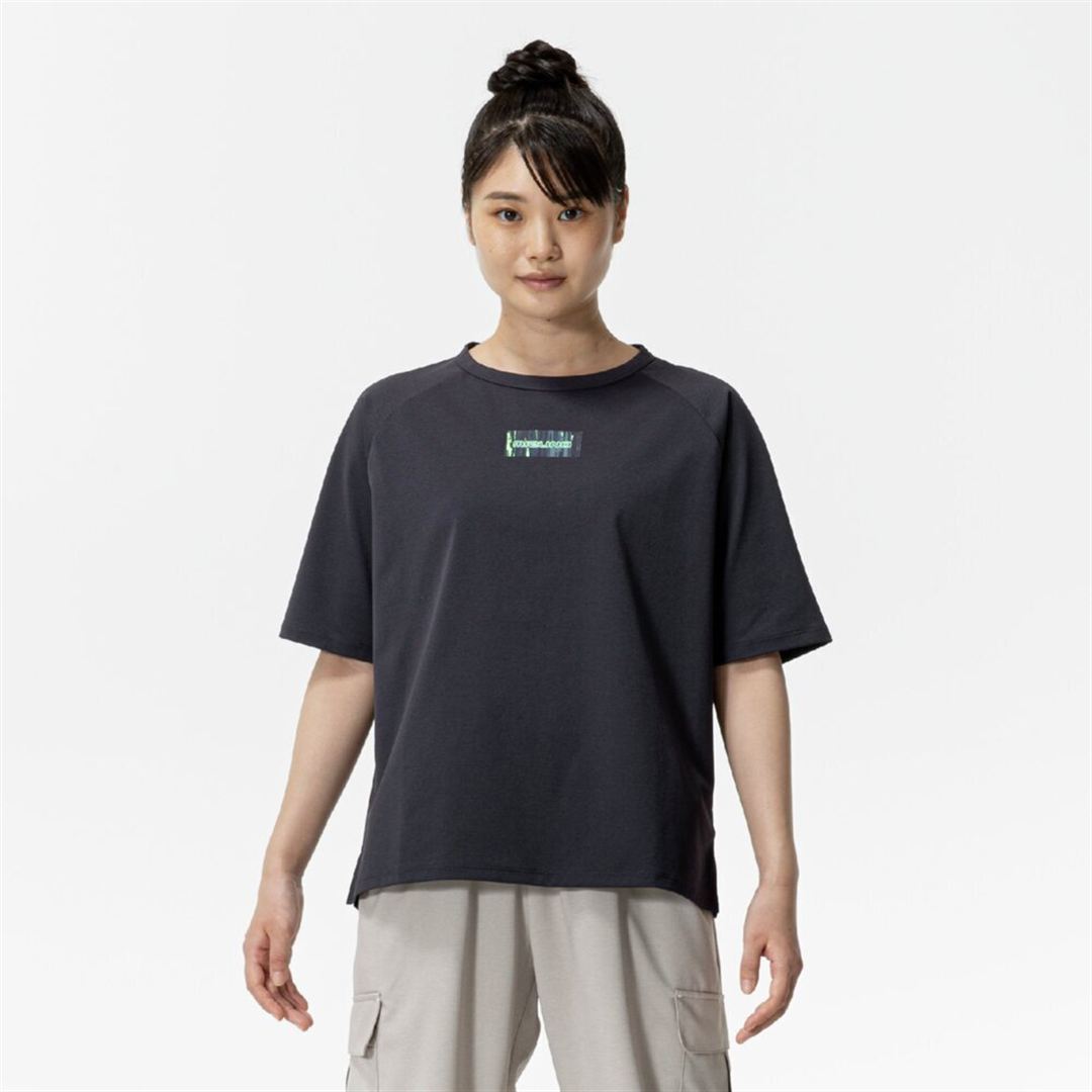 グラファイトネイビー
