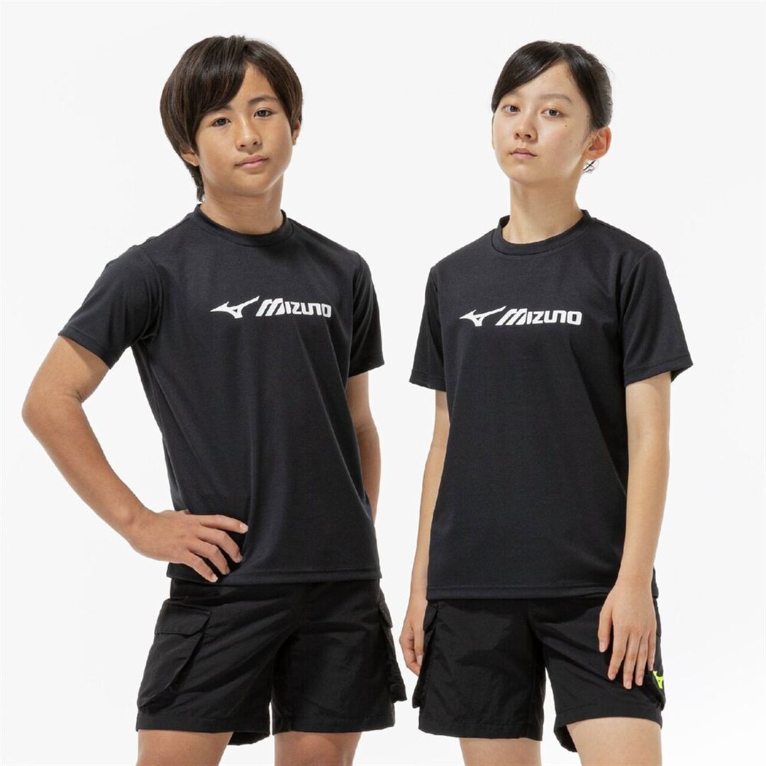 ブラック
