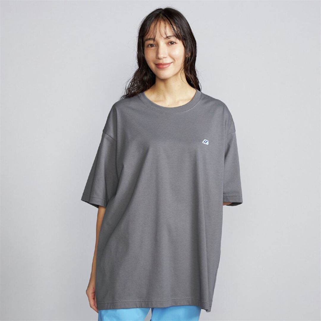 【ミズノ直営限定】モノグラムM Tシャツ アッシュグレー 2XL