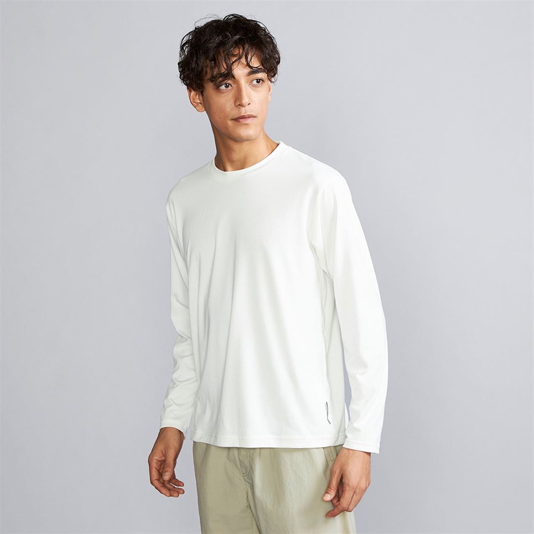 リサイクルポリエステルグラフィックロングスリーブTシャツ マシュマロホワイト M