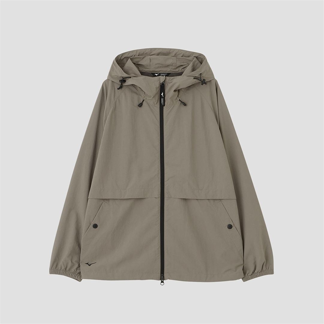 【MARGARET HOWELL】ウォーターリパレントタスランナイロンリップフーディー DK.ストーン 1