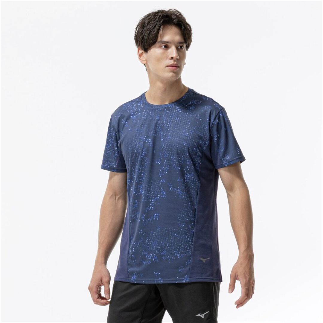 【汗処理／通気】ドライエアロフローグラフィックTシャツ エステートブルー S
