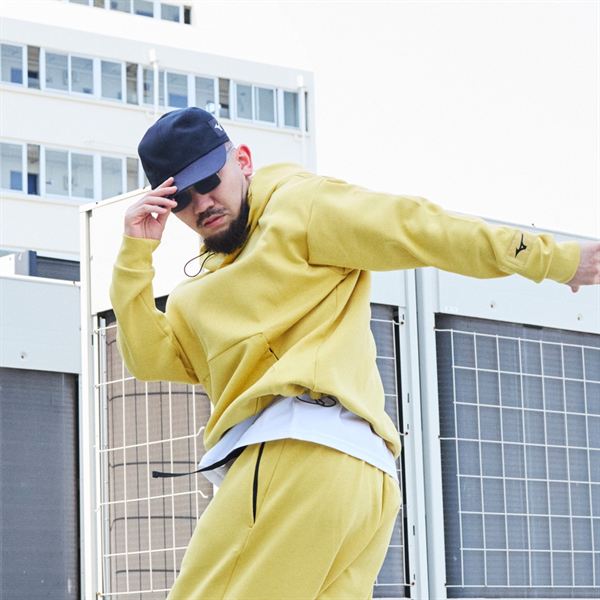 ルーズフィットスウェットフーディ