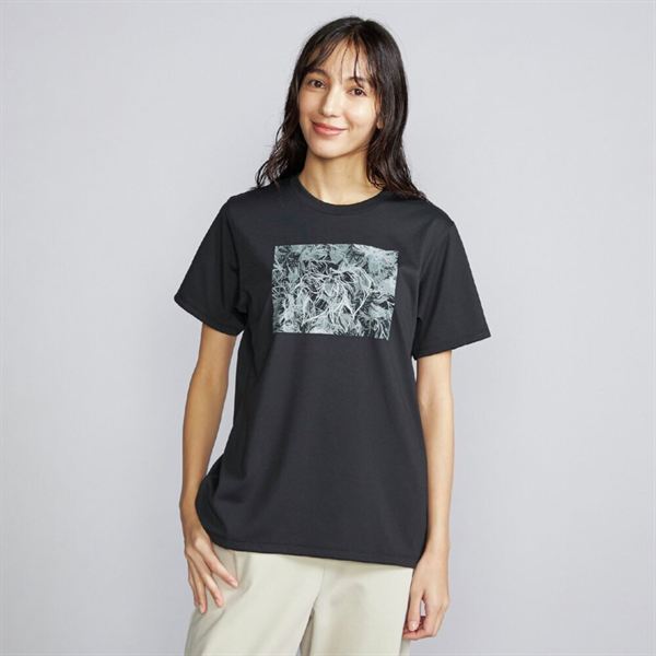 リサイクルポリエステル グラフィックTシャツ
