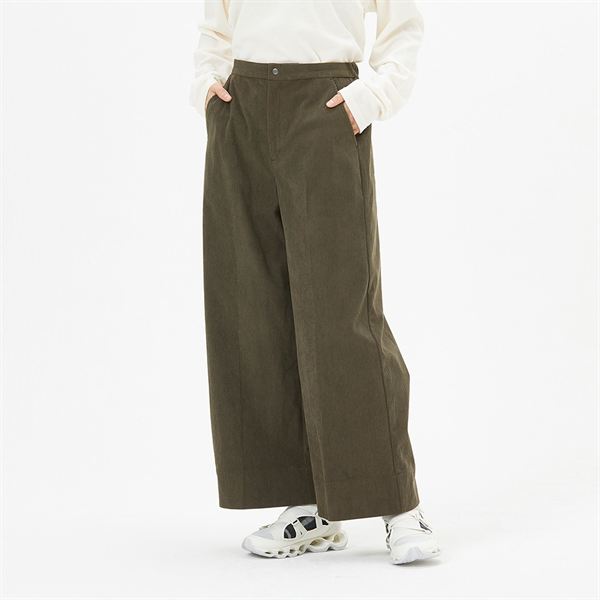 【ミズノ直営限定】ストレッチコーデュロイワイドパンツ