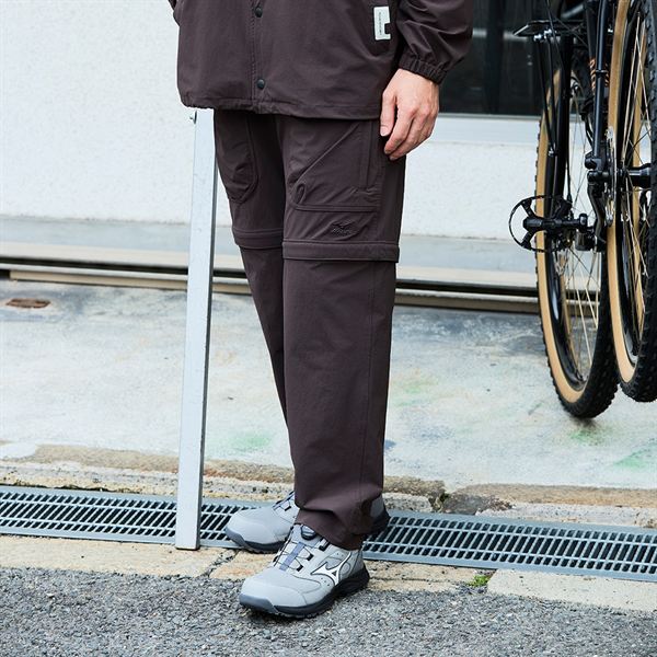【ミズノ公式オンライン限定】デタッチャブル8ポケット撥水ストレッチパンツ