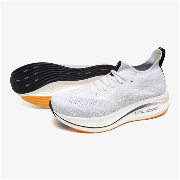 MIZUNO NEO ZEN(ランニング)