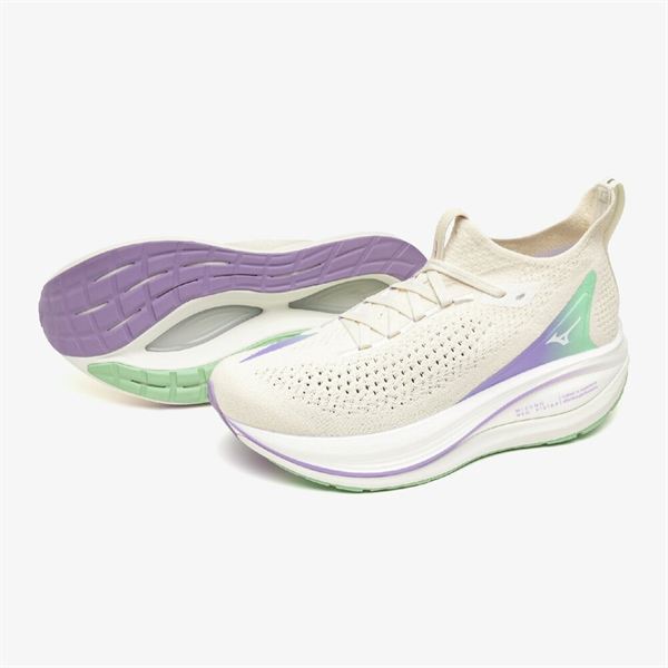 MIZUNO NEO VISTA2(スピードワーク／テンポ走)