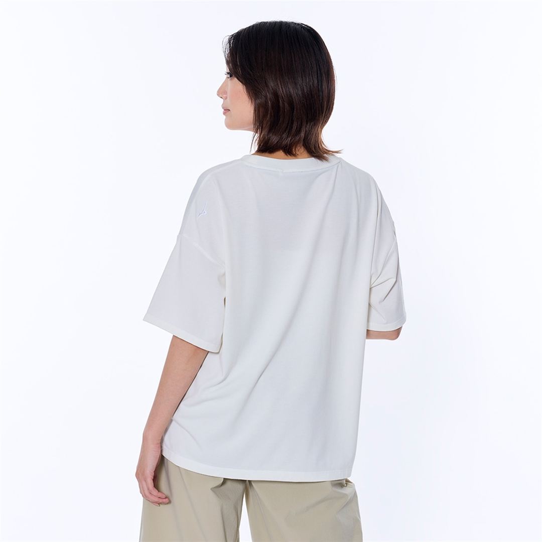 リサイクルポリエステル グラフィックTシャツ マシュマロホワイト S