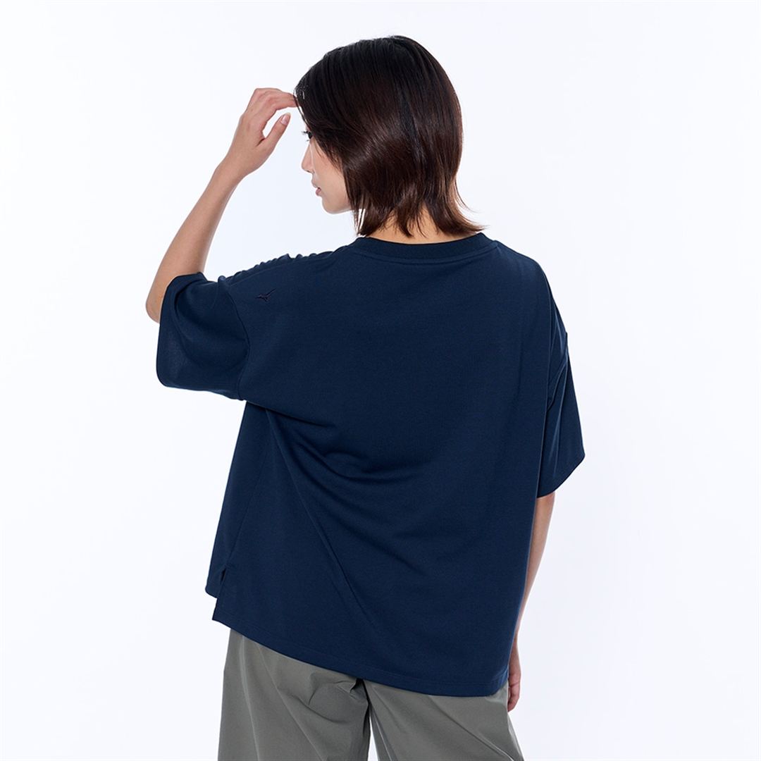 リサイクルポリエステル グラフィックTシャツ サル-トネイビー M