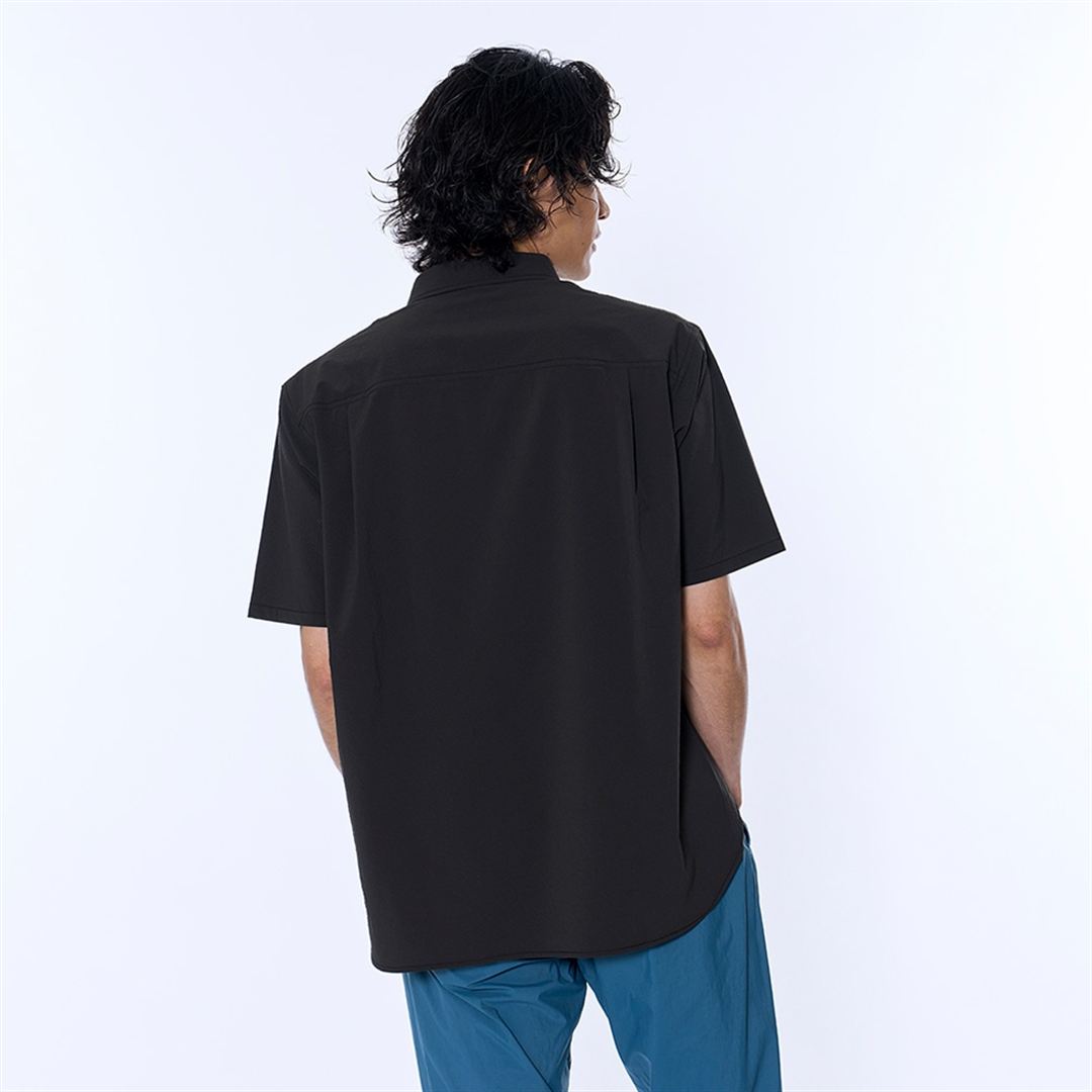 ストレッチサッカー半袖シャツ アッシュブラック M