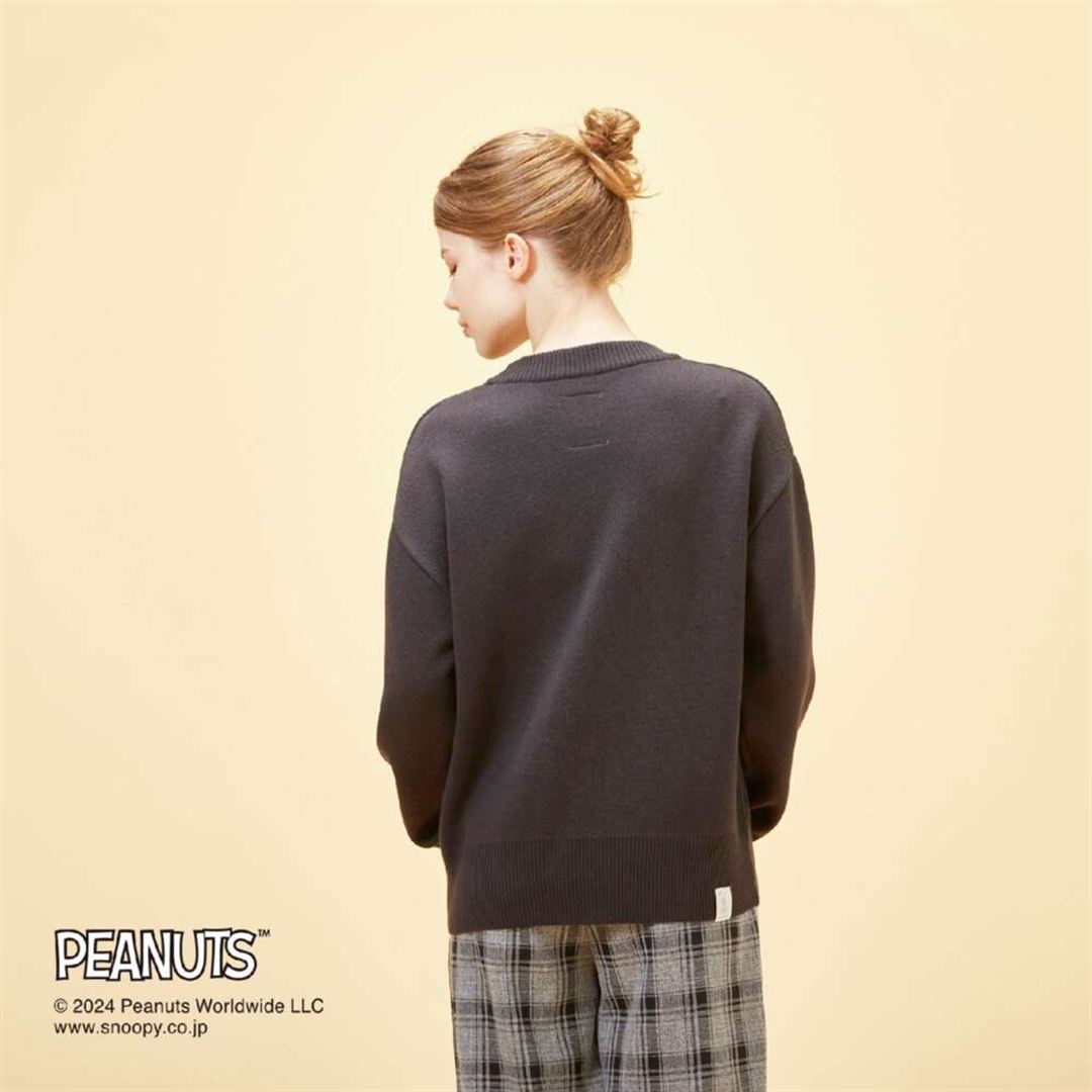 【PEANUTS／吸湿発熱】ブレスサーモ ニットセーター チャコール XS
