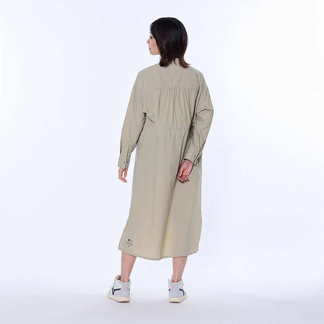 ウォーターリパレント ライトノーカラーコート スプレイベージュ S