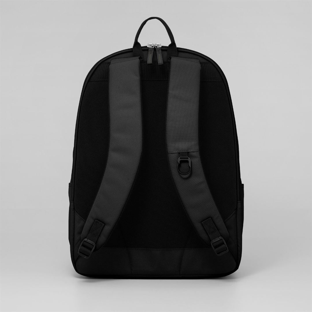 coloreバックパック(22L) ブラック
