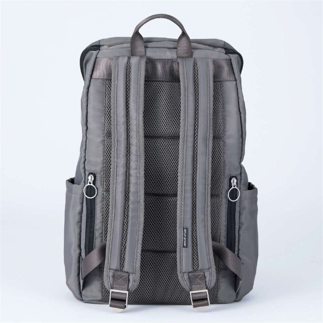バックパック(20L) グレー