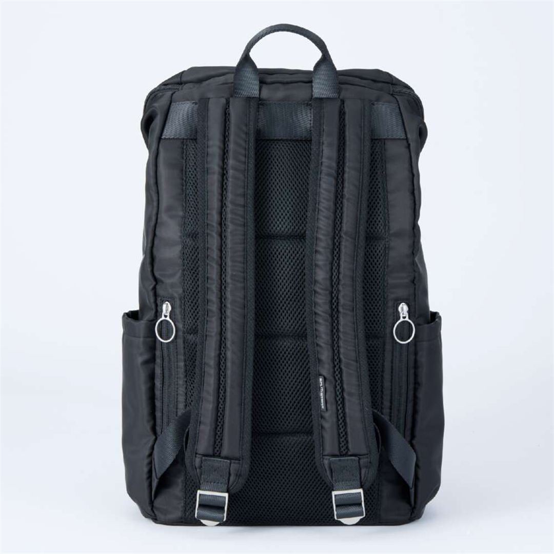 バックパック(20L) ブラック