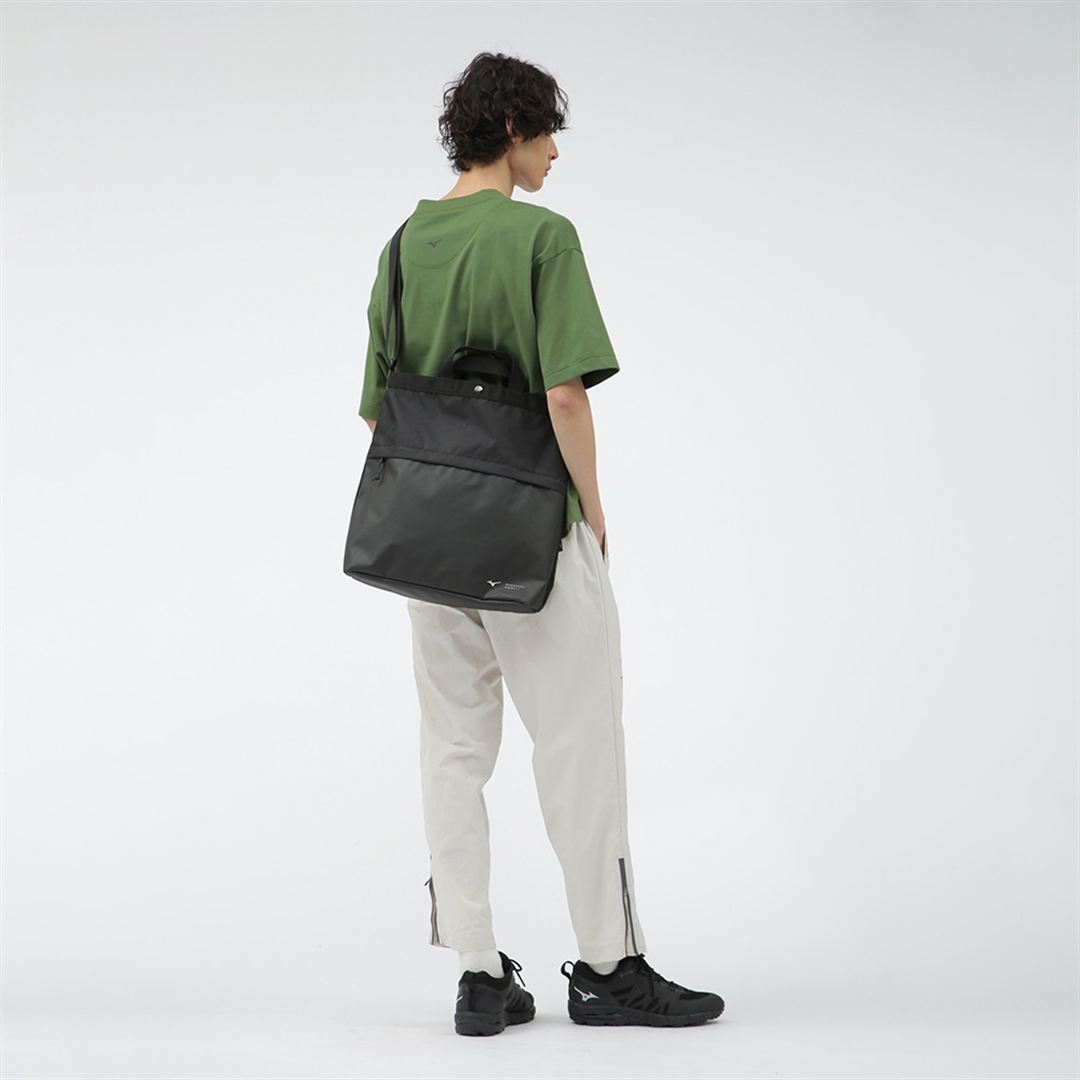 【MARGARET HOWELL】2WAYバッグ ブラック