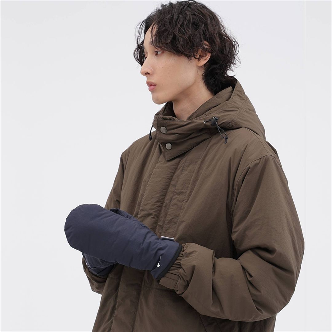 【MARGARET HOWELL／吸湿発熱】WINDSTOPPER ブレスサーモグラブ DK.ネイビー M-L