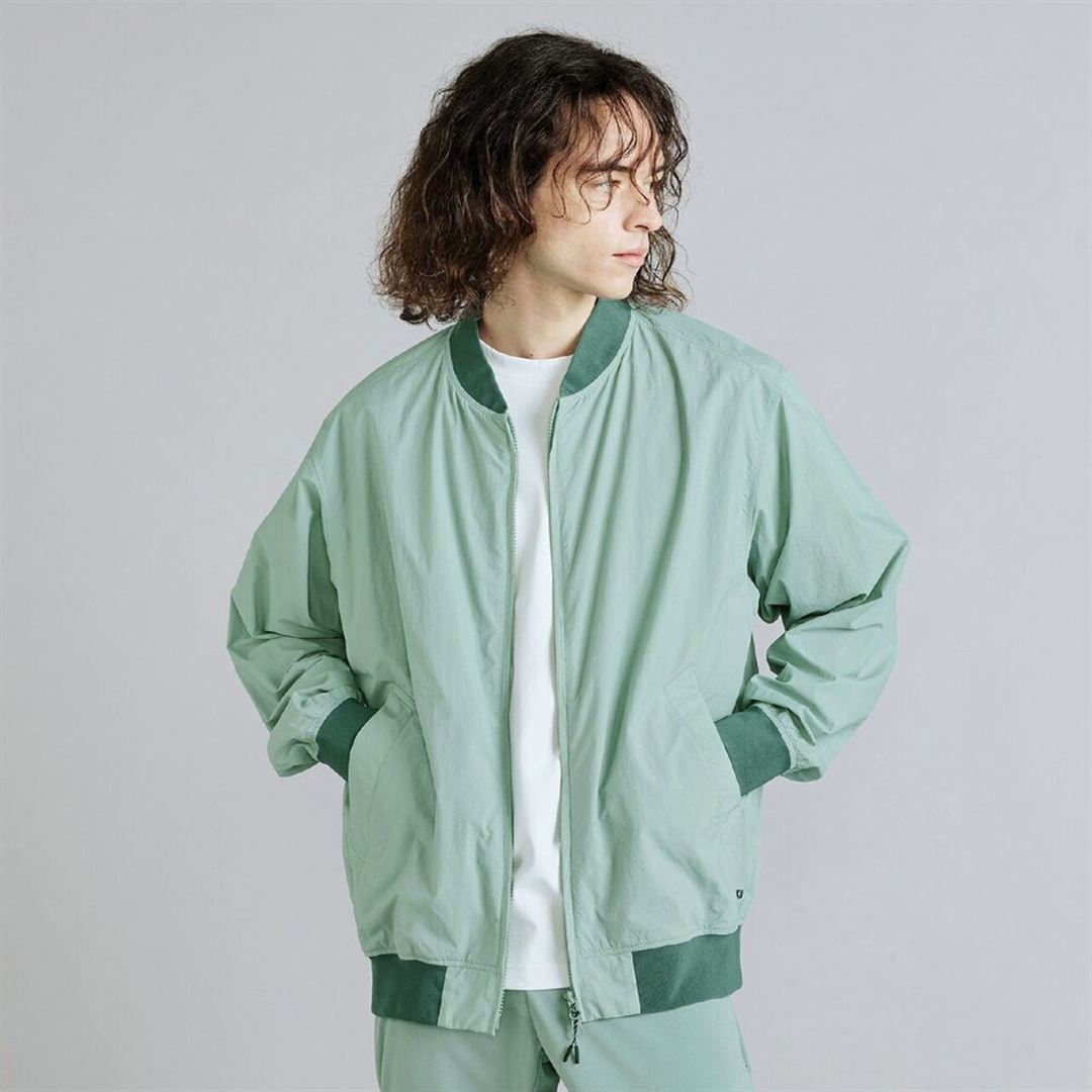 ウォーターリパレントボンバージャケット スレートブルー XL