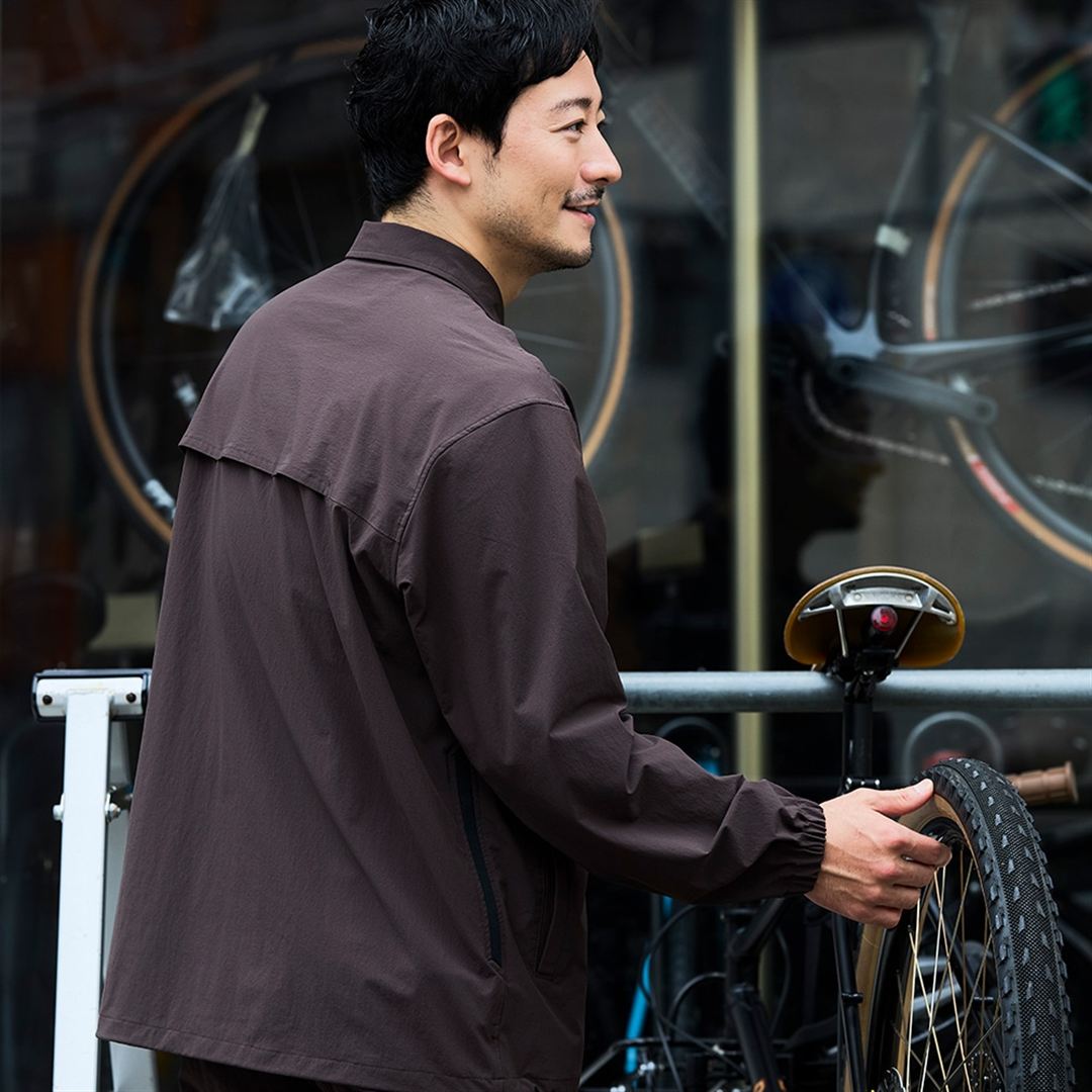 【ミズノ公式オンライン限定】撥水ストレッチコーチジャケット ブラウン XL