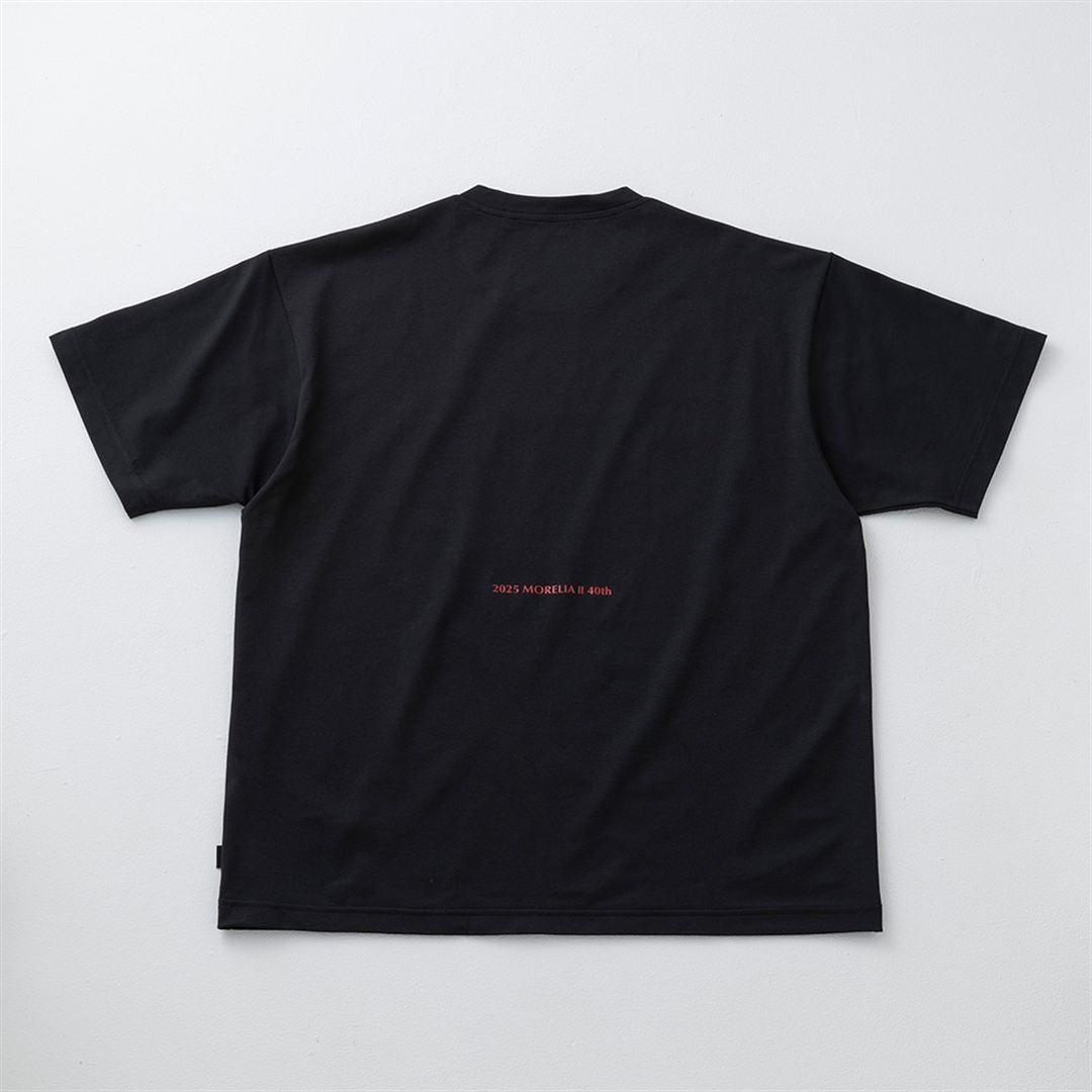 モレリア ルビーレッド ワッペンTシャツ ブラック×ルビーレッド S