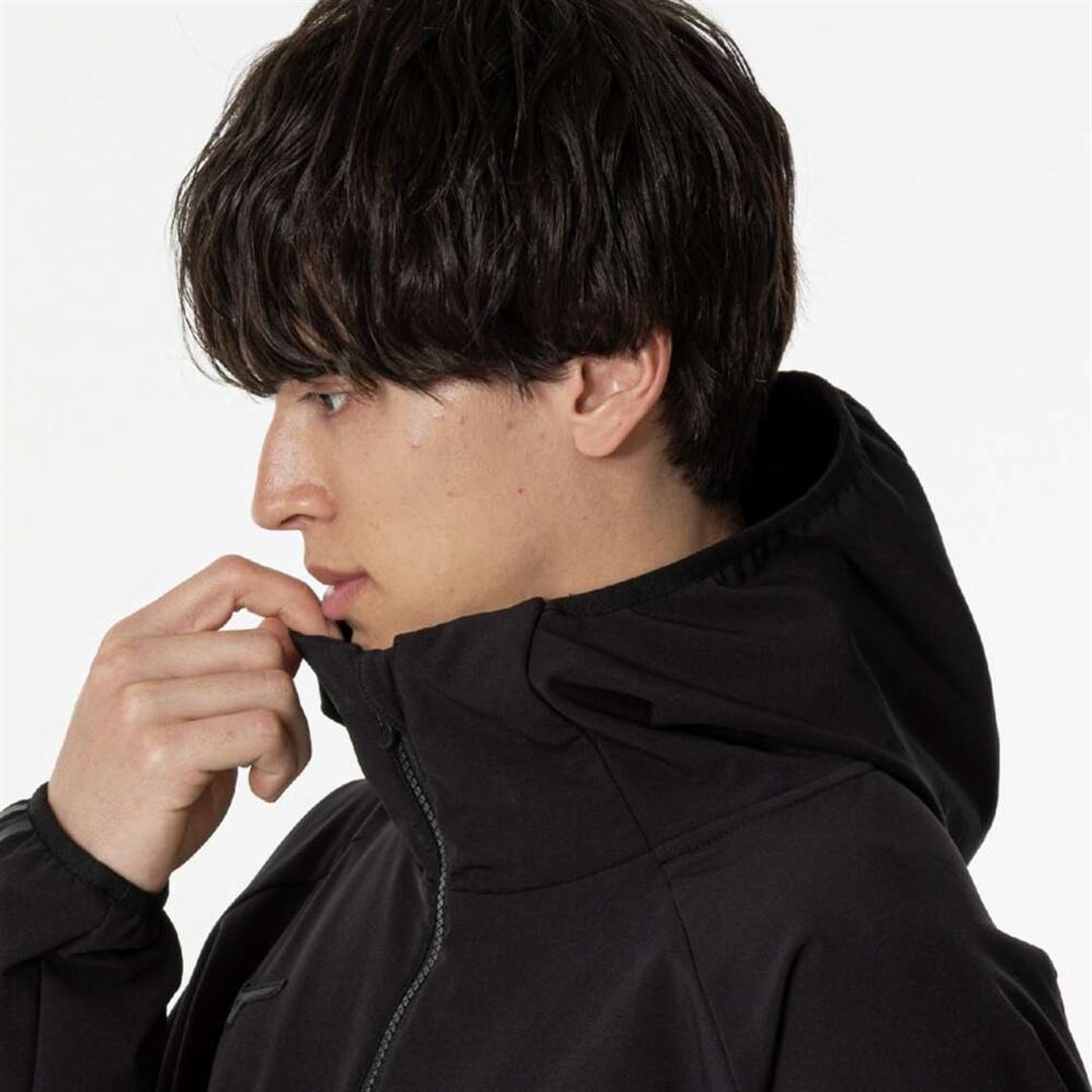 【ストレッチ／防風】テックシールドボアフーディ ブラック S