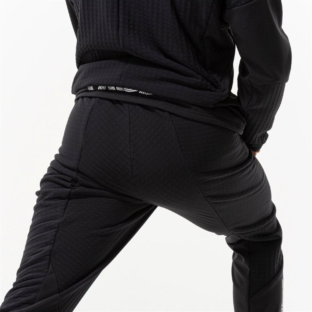 【ストレッチ／防風】オーセンティック テックシールドハイブリッドパンツ ブラック XS