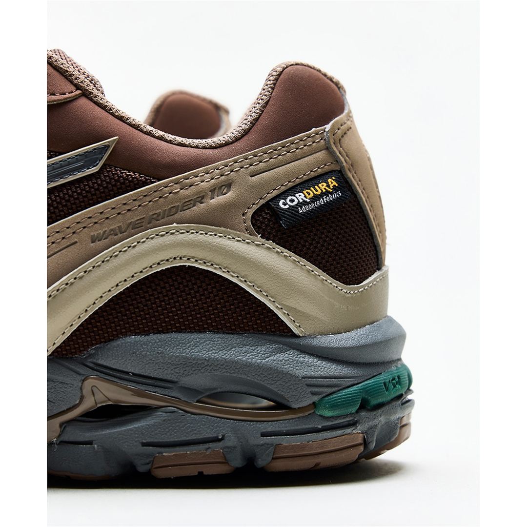 【ミズノ直営店限定】WAVE RIDER 10 CORDURA ブラウン×グレー×ベージュ 30.0