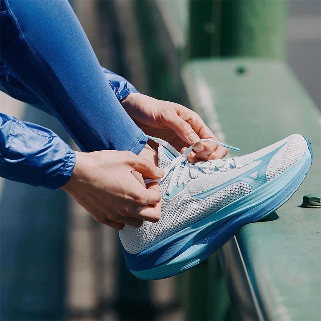 MIZUNO NEO VISTA(ランニング) ライトブルー×ブルー×ブルー 23.0