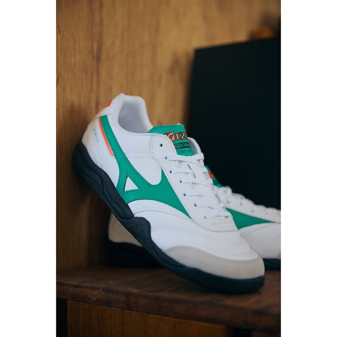 MORELIA LS ホワイト×グリーン×ブラック 30.0