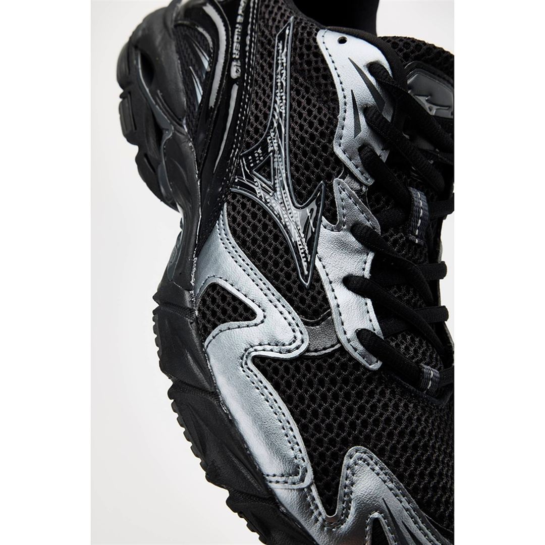 WAVE RIDER 10 ブラック×メタリックグレー 30.0