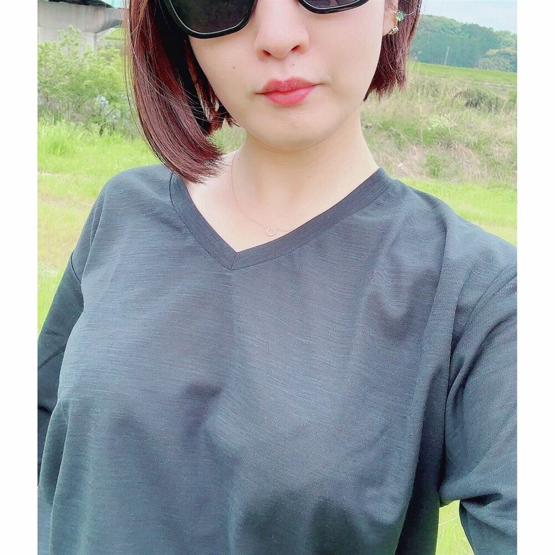 365オールインワン メリノウール Vネック半袖シャツ チャコール杢 XL