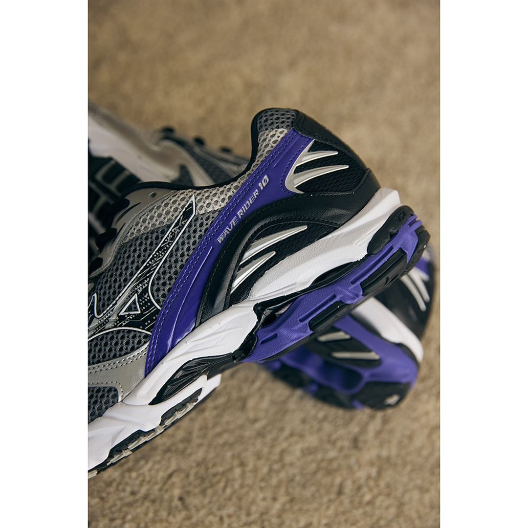 WAVE RIDER 10 グレー×ブラック×ブルー 28.5