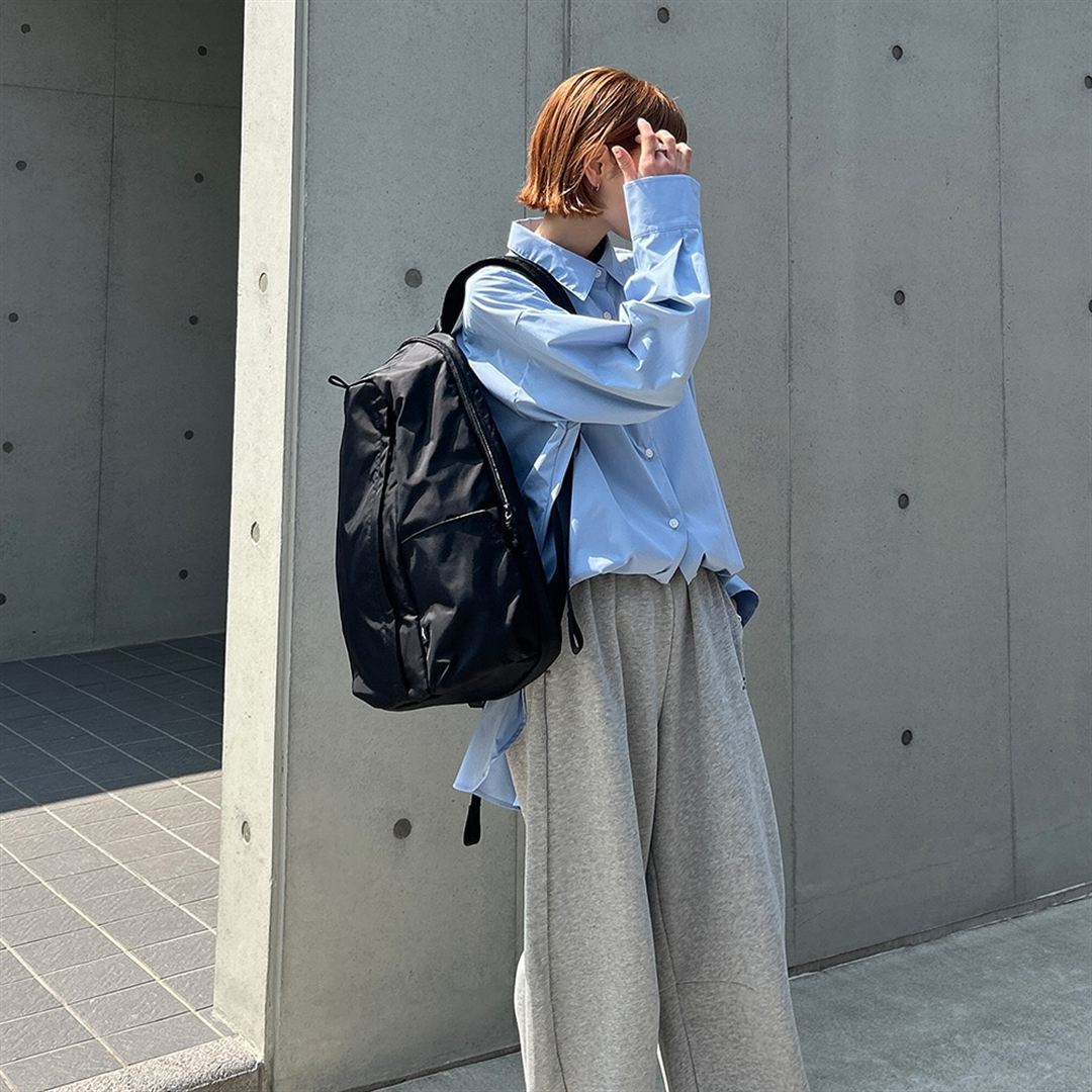 バックパック18L ブラック