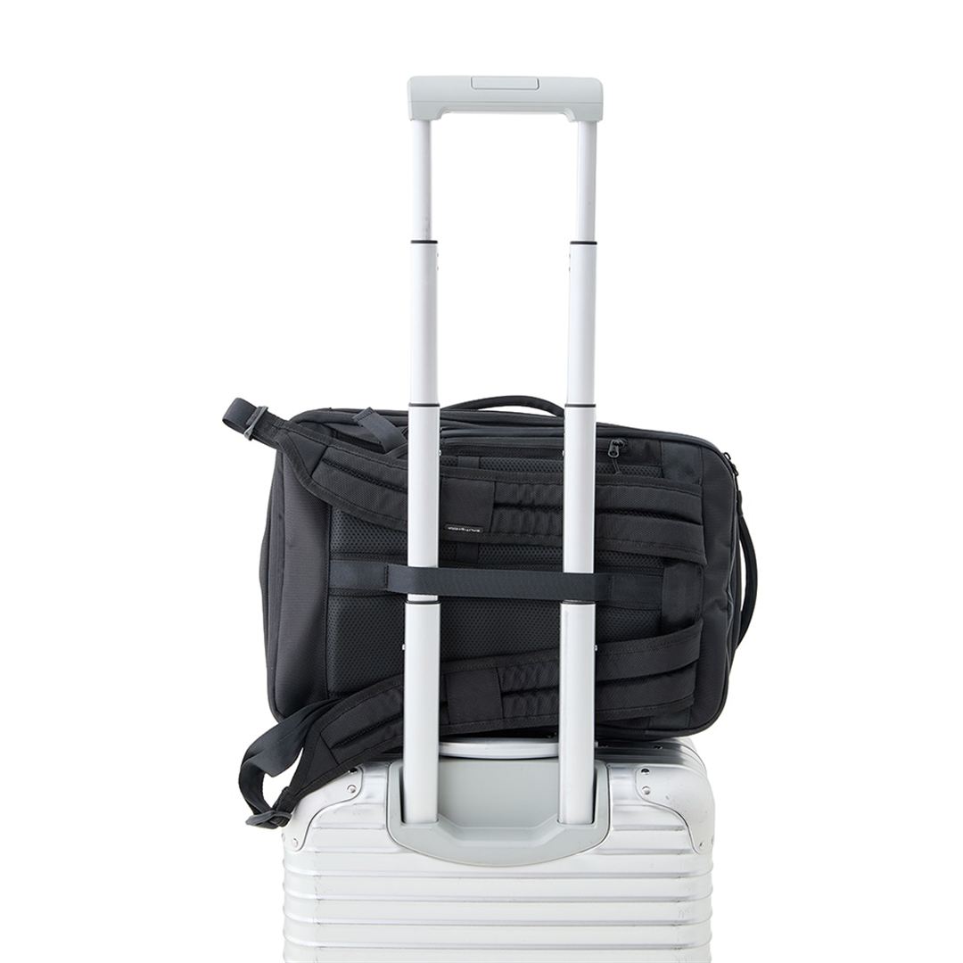 Biztripバックパック(22L／拡張時32L) ブラック