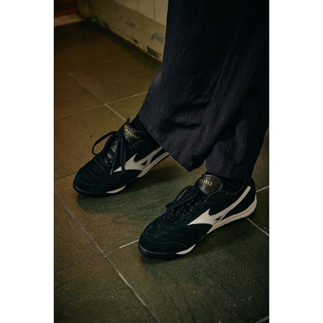 MORELIA LS ブラック×ホワイト 30.0
