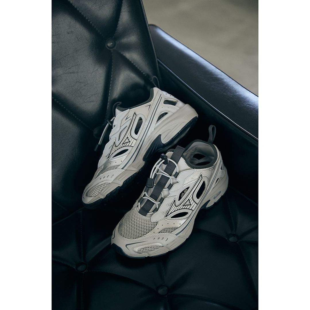 【ミズノ直営限定】MXR SANDAL グレー 30.0