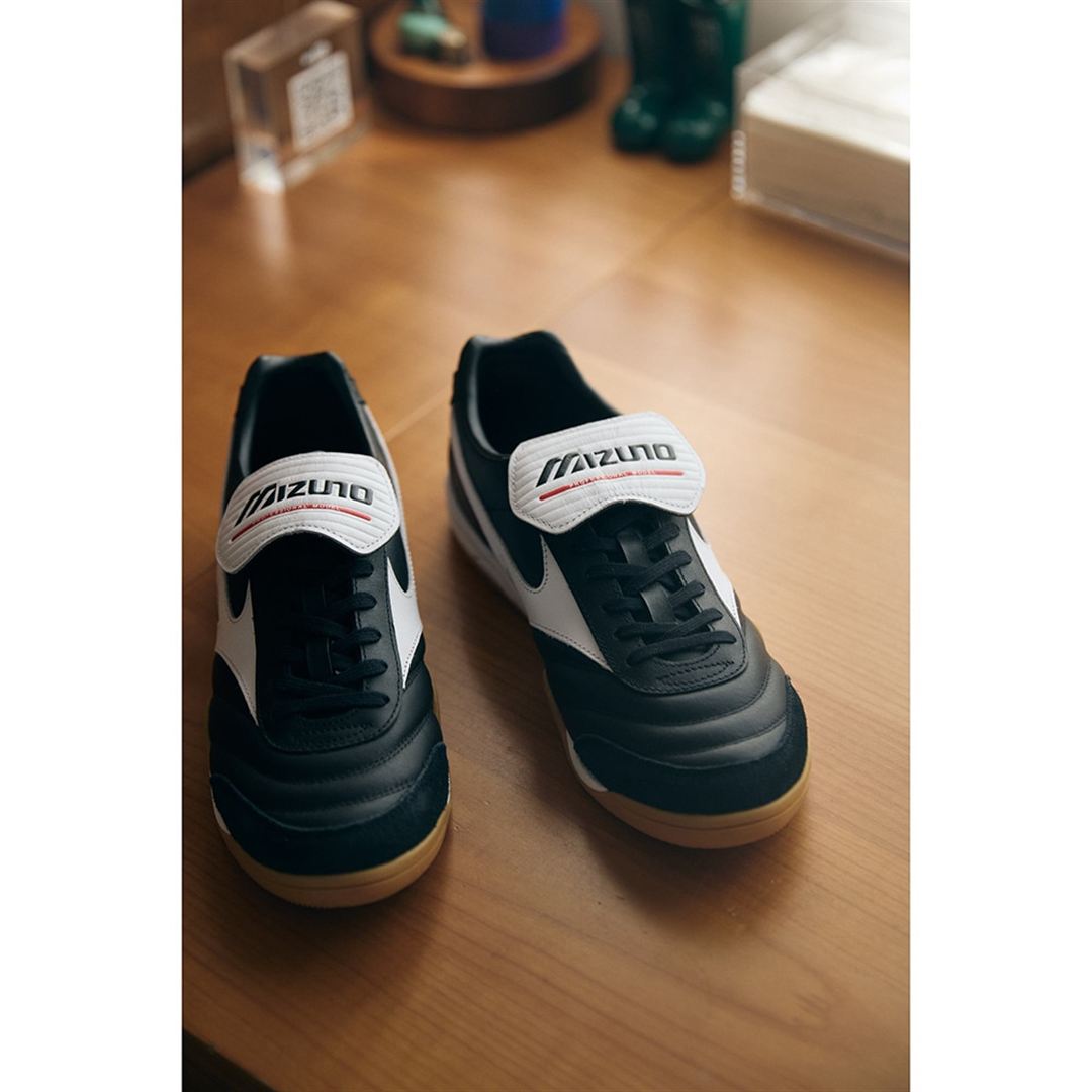MORELIA LS ブラック×ホワイト×レッド 29.5
