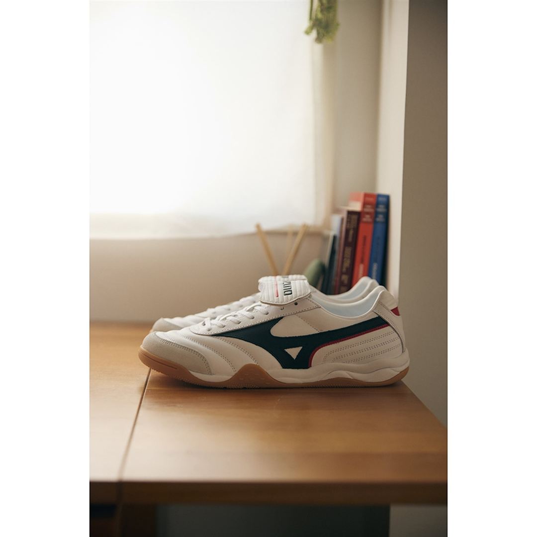 MORELIA LS ホワイト×ブラック×レッド 29.5