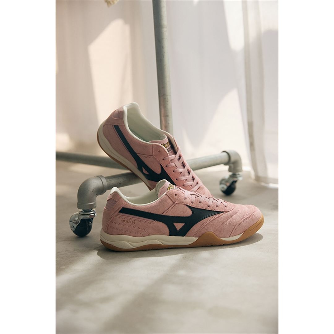 MORELIA LS サーモンピンク×ブラック 30.0
