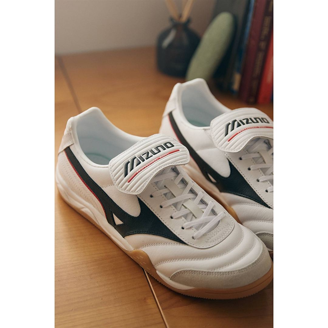 MORELIA LS ホワイト×ブラック×レッド 29.5