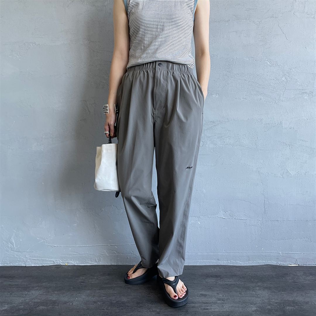 【JEANS FACTORY】ウォーターリパレントストレッチウーブンパンツ チャコール S