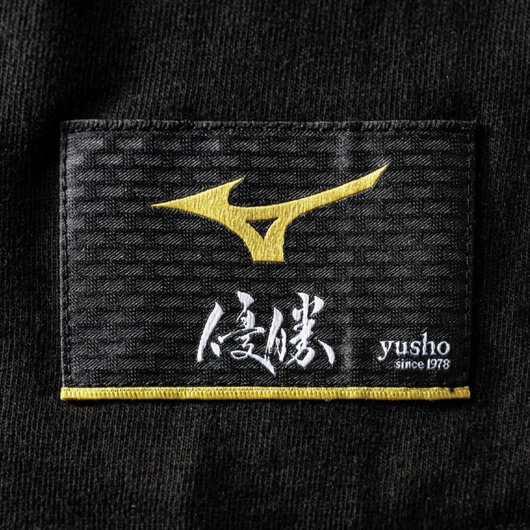 優勝ロゴTシャツ ブラック S