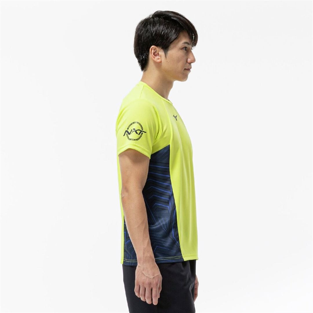 N-XT グラフィックTシャツ フォーチューンイエロー S