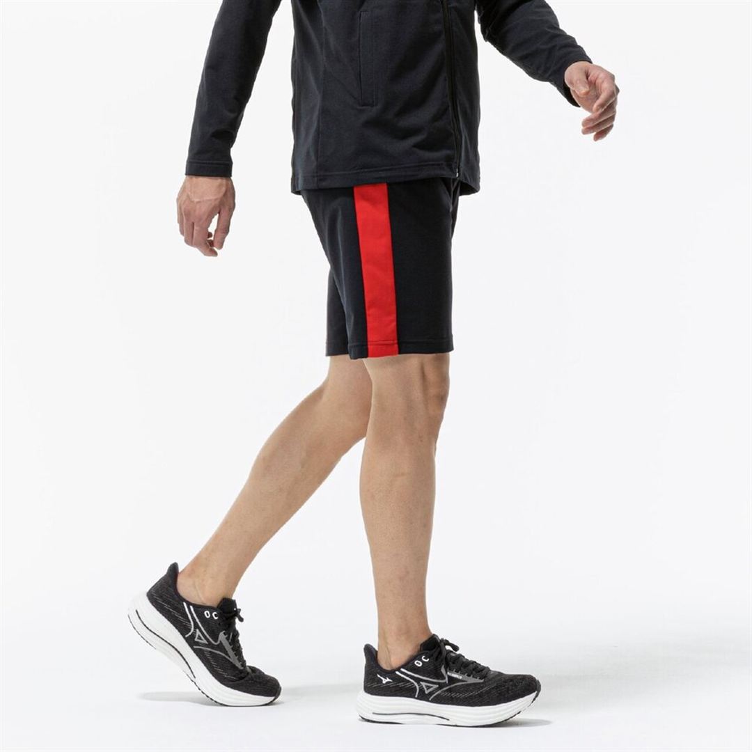 ライトストレッチニットハーフパンツ ブラック×チャイニーズレッド XS