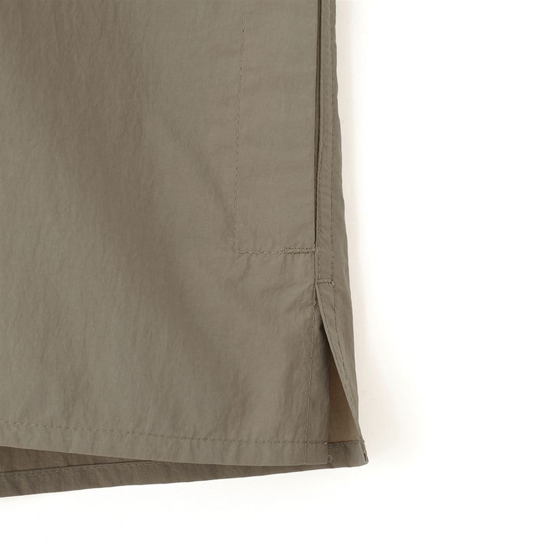 【MARGARET HOWELL】ウォーターリパレントタスランナイロンリップシャツ DK.ストーン 2