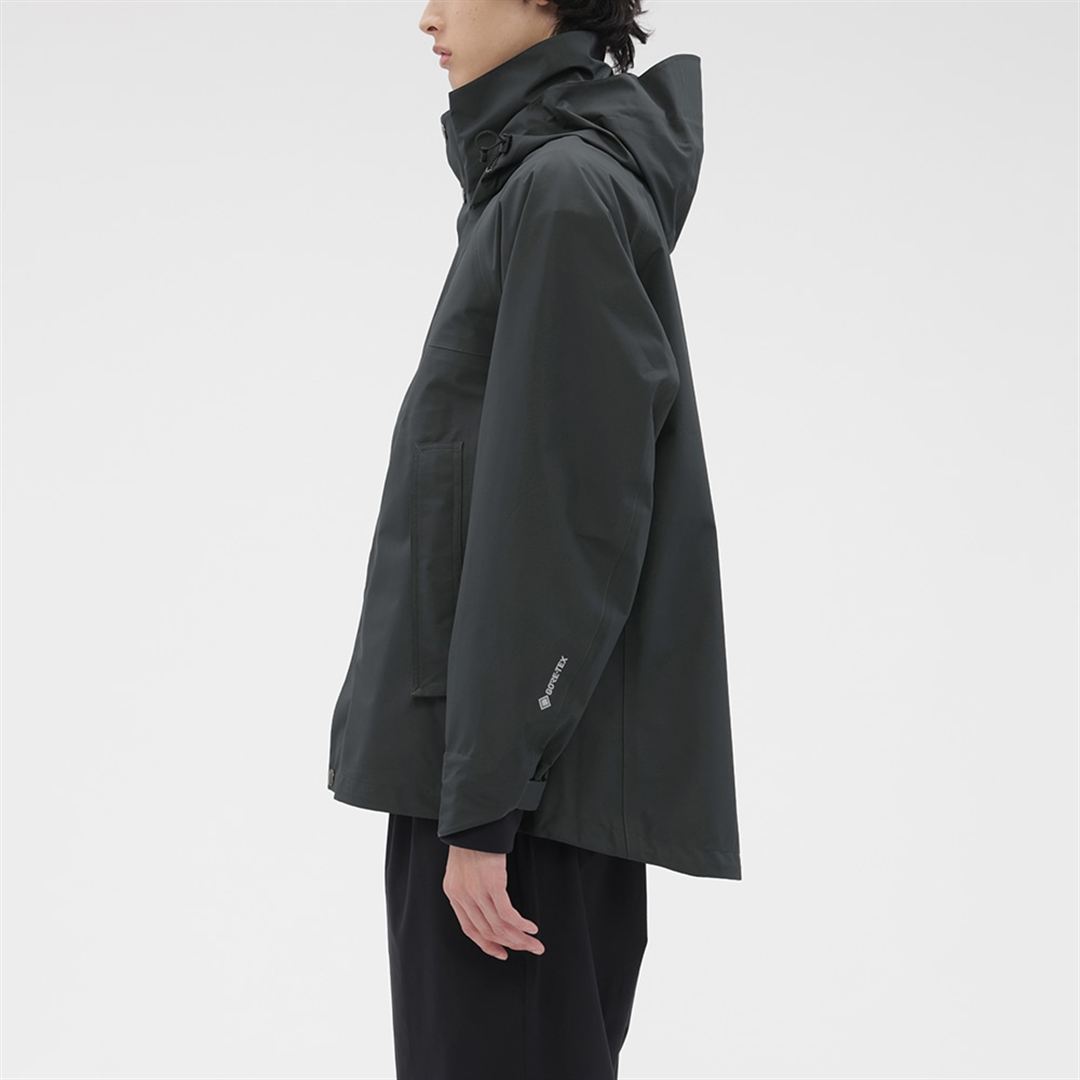 【MARGARET HOWELL】MIZUNO GORETEX JACKET DK.モス S
